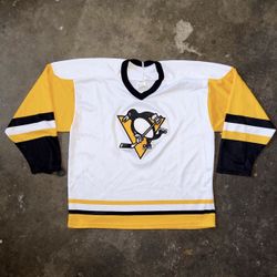 Vintage Pittsburgh Penguins Hockey Jersey