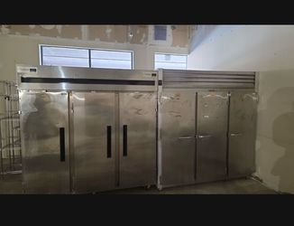 Commercial 3 door freezer