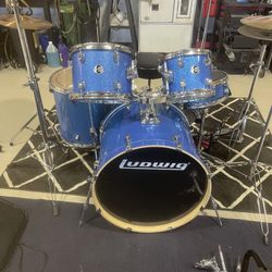 Ludwig Five Piece Drum Set With Lots Of Extras