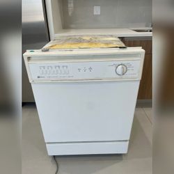 Maytag MDB5000AWW Dishwasher Includes Racks Basket - Good - 1998 – New Braunfels, TX