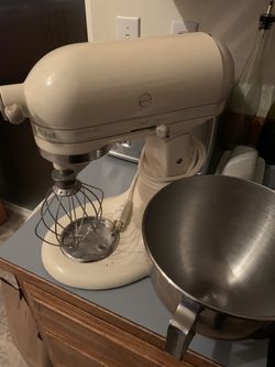 KitchenAid Stand mixer - used, great condition
