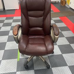 Sturdy Office Chair