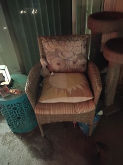 Wicker Accent Chair with Cushions