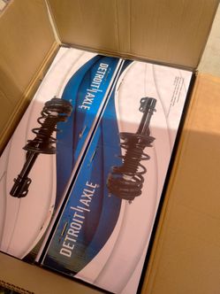 2012 Toyota Camry SE struts set