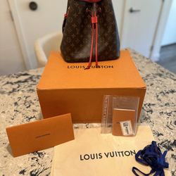 Louis Vuitton Bucket Bag