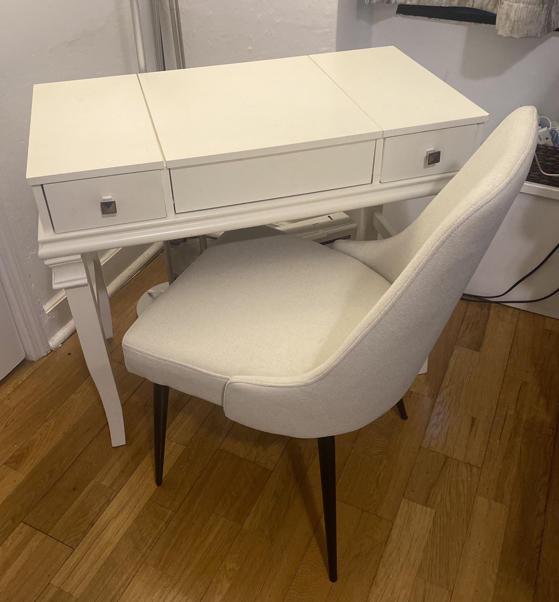 Vanity Stand Or Small Desk 