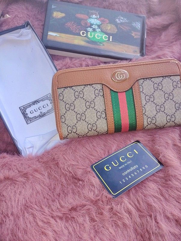 Gucci Wallet