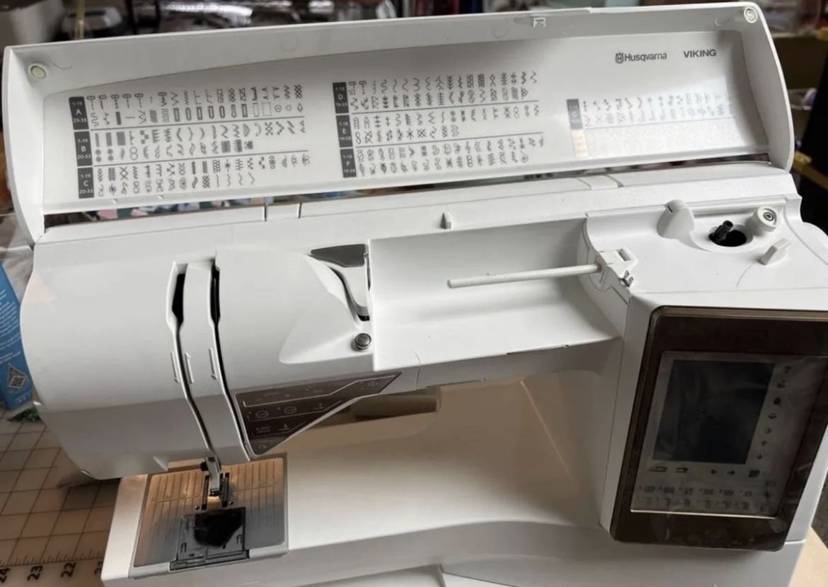 Viking Husqvarna Topaz 50 Sewing & Embroidery Machine for Sale in