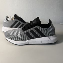Adidas Swift Run 1.0 Core Black Cloud White 