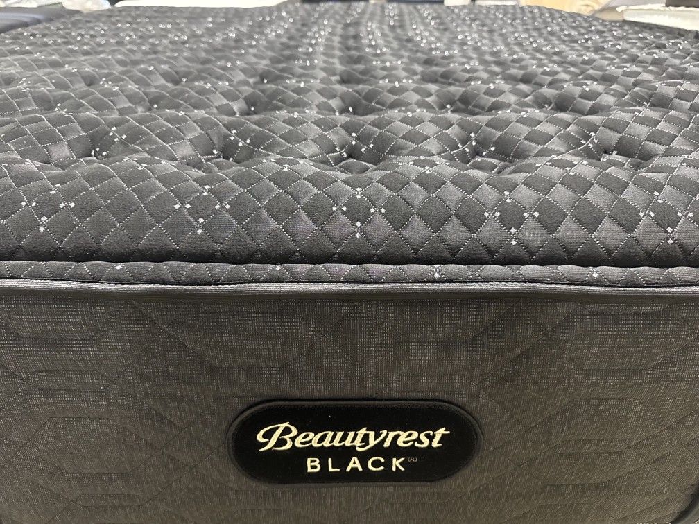 King Beautyrest Black Series ( Firm)