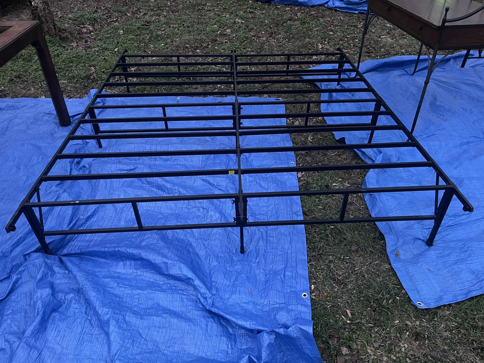 California King Platform Frame