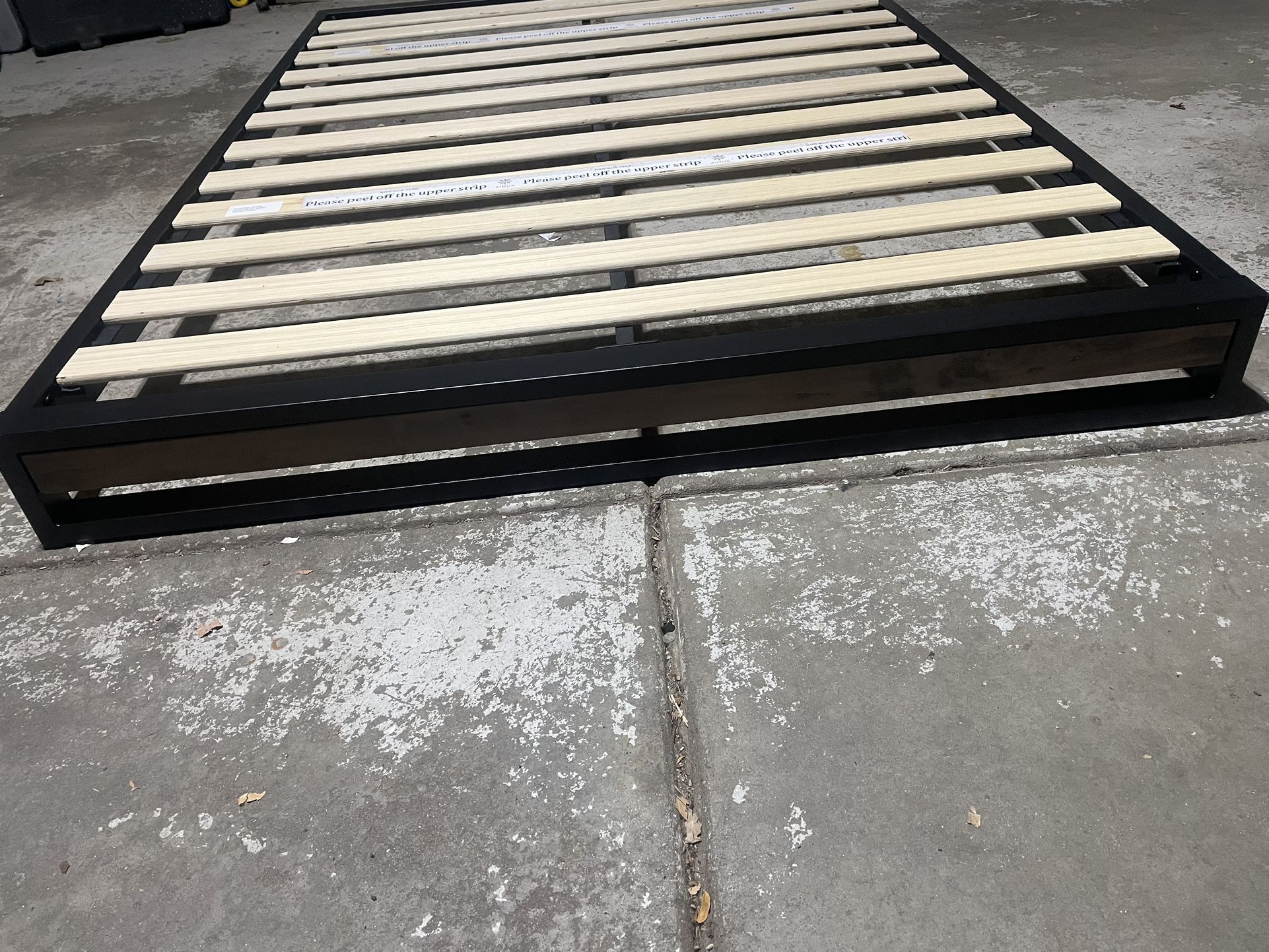 Full Size, Low Profile Bed