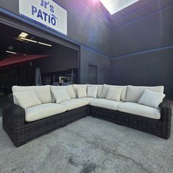 New Luxury Oversized Wicker Outdoor Sectional  Deep Seating Patio Sofa Set