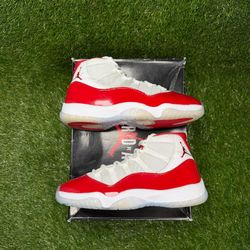Air Jordan 11 Retro Cherry (2022)