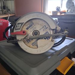 7 1/4 Inch Skilsaw 12 Amp Circular Saw