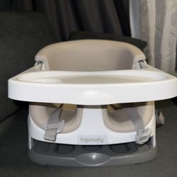 Ingenuity Baby Base 2-in-1 Booster Feeding and Floor Seat with Self-Storing Tray 