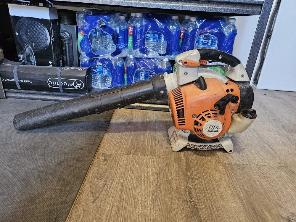 Stihl B86 Blower
