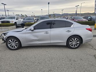 2015 Infiniti Q50