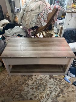 Coffee table lift top