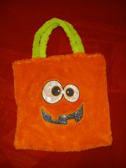 Childrens Halloween tote candy bag