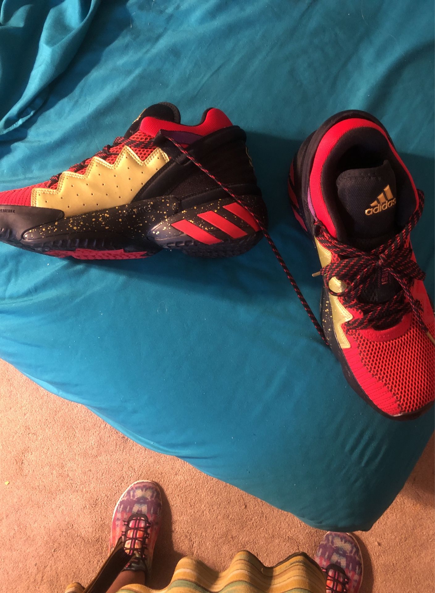Adidas Size 11 Men’s Shoe