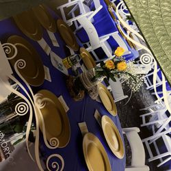Gold Charger Plates And Royal Blue Round Table Cloth