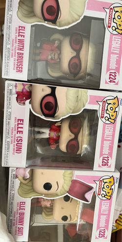 3 Funko pop legally blonde