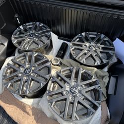 18” 2025 Toyota Tundra Gunmetal Rims