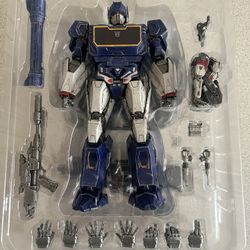 ThreeZero Transformers Soundwave DLX Bumblebee Movie Figure