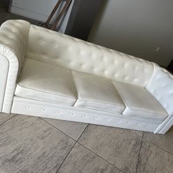 Couch / Sofa
