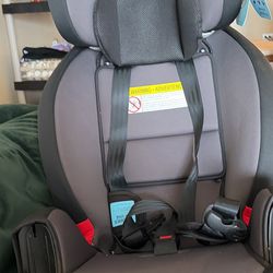 Silla d Emi a. D e5 años