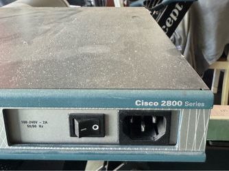 Cisco 2800 Series wired router rack mount