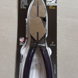 Klein Tools 9 in. High Leverage Side Cutting Pliers with Tape Pulling