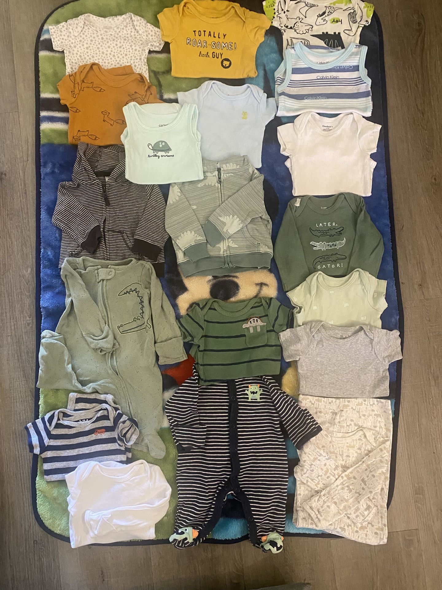 Newborn Baby Clothes Very Clean🧸🧸🧸15