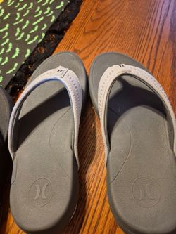 Hurley sandles