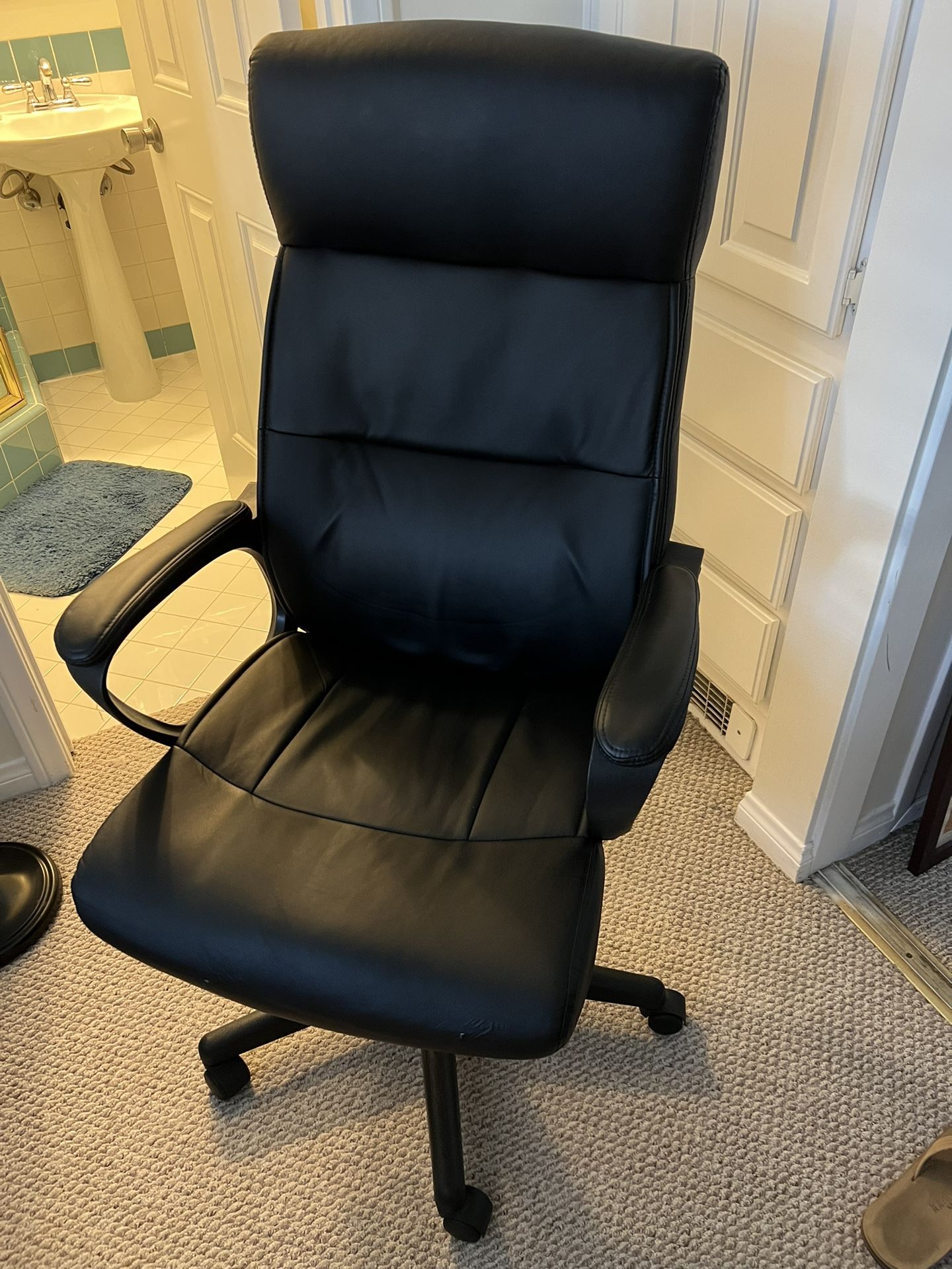 Executive Office Chair