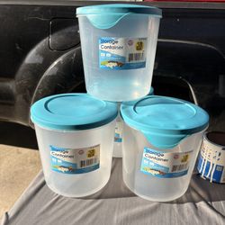 Set Of (4) 7 Liter Storage Containers 