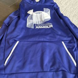xl Under armor sweatshirt new 
