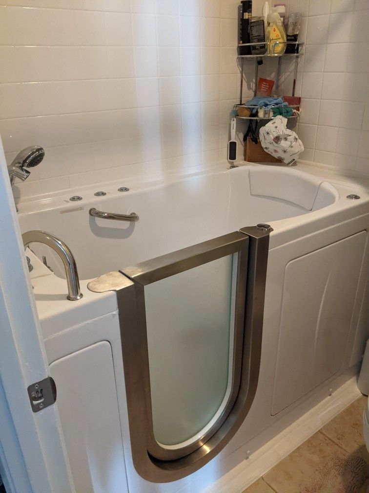 Handicapped, Walk In, Jacuzzi Tub