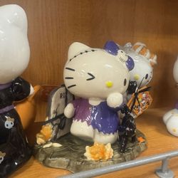 Halloween Hello Kitty Ceramics!! 