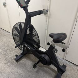 Like New Rogue Echo Bike, High Quality, Exercises Gym