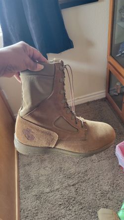 MARINE BOOTS  SIZE  👢  11.5  EXCELLENT CONDITION  FIRM ON PRICE WILL NOT REPLY TO IS IT STILL AVAILABLE