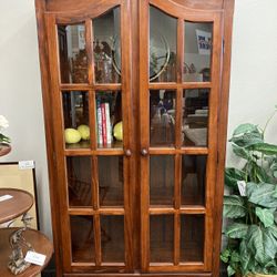 Bookcase / Hutch / Cabinet