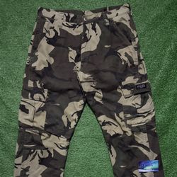 Wrangler Camo Pants W32
