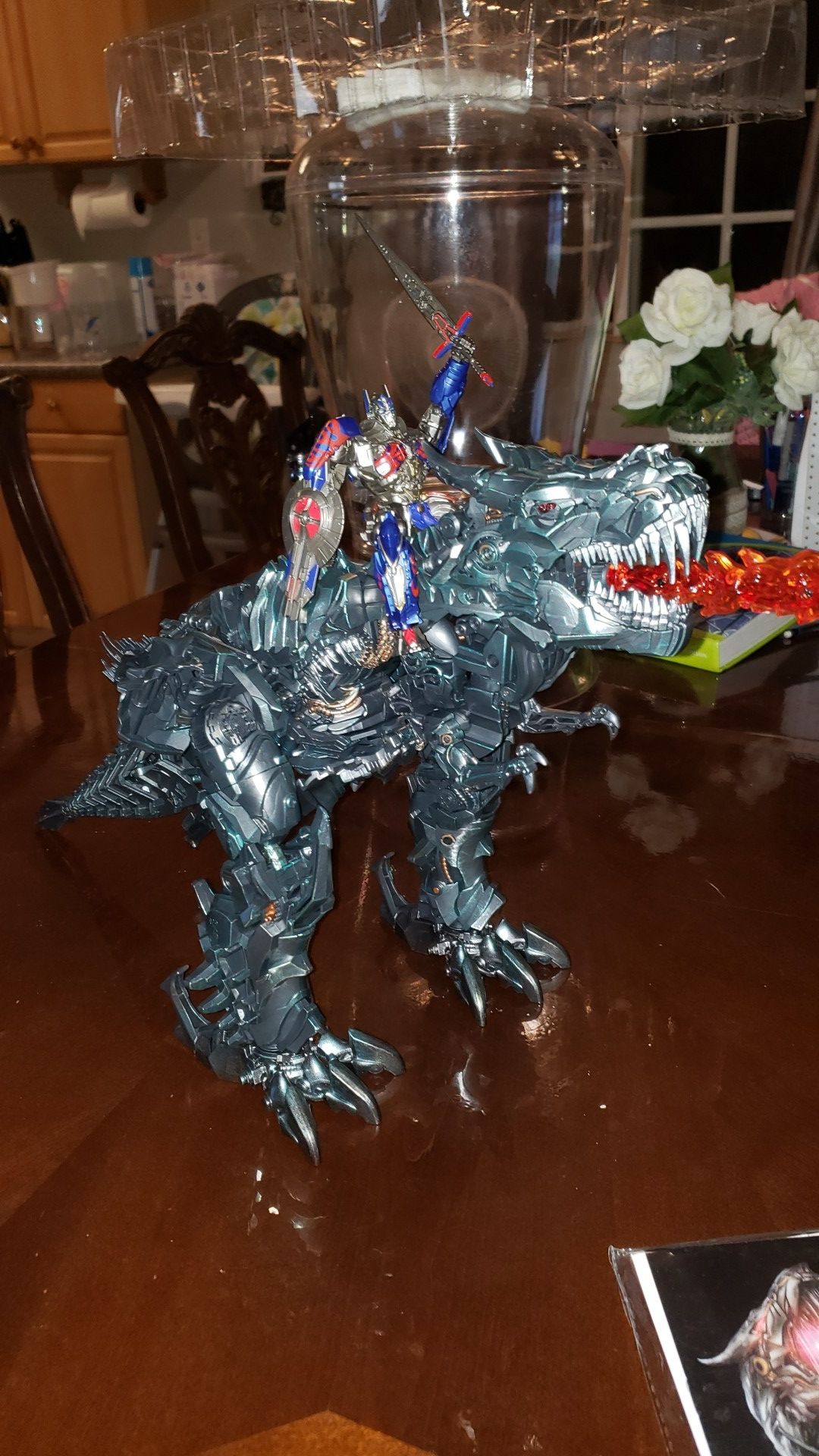 Transformers legendary warrior M06