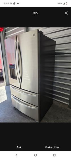 Samsung Refrigerator 4 doors