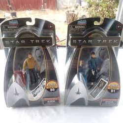 Kirk & Spock Playmates 2009 