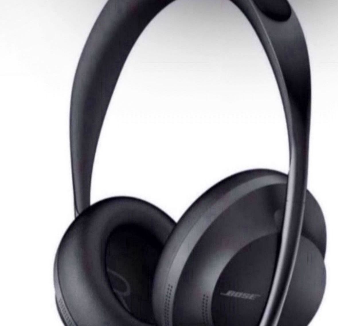 BOSE NOISE CANCELING HEADPHONES 700