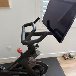 Peloton Bike 