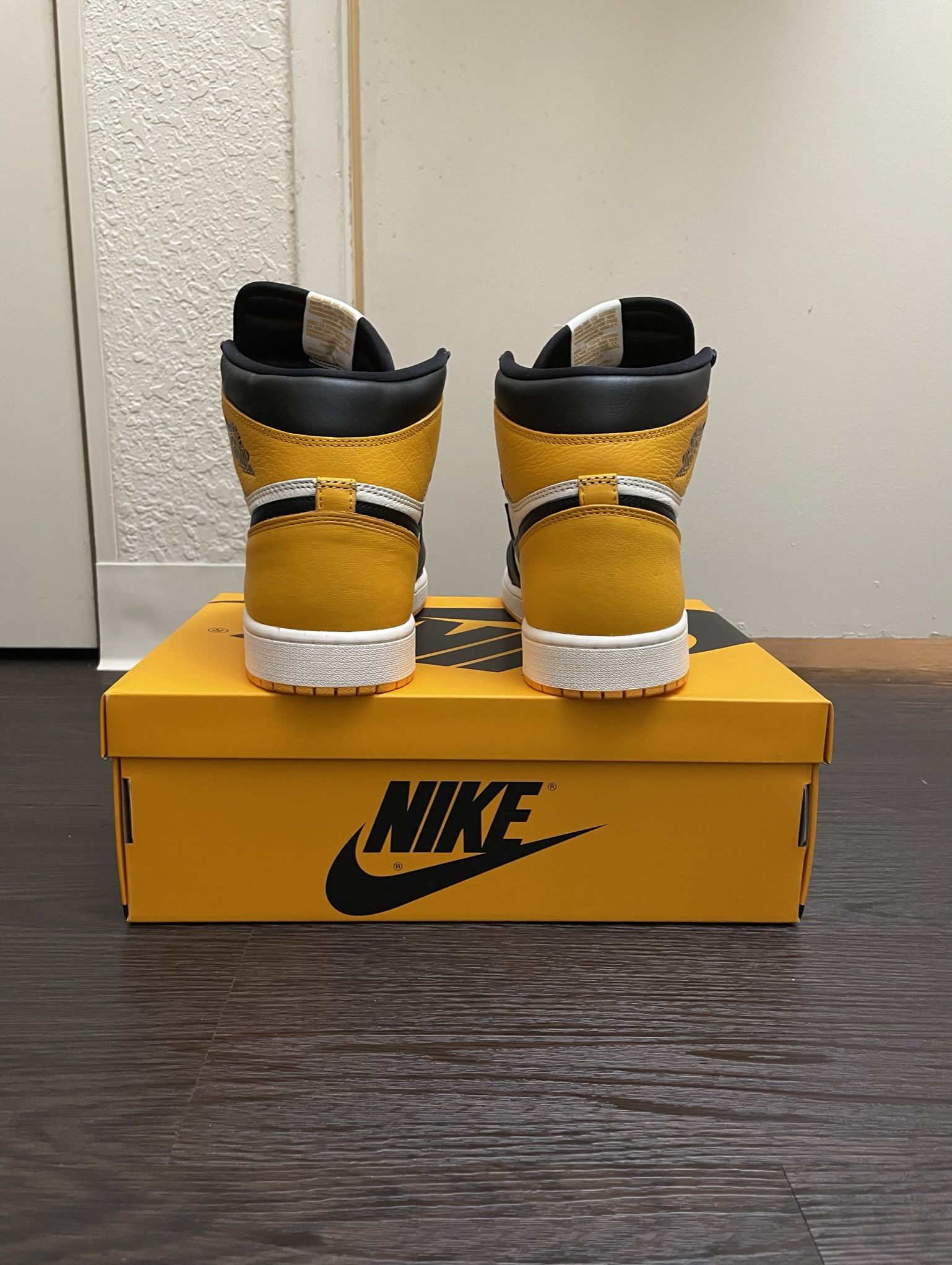 Nike Air Jordan 1 Retro High OG Yellow Toe “ Taxi ”Men’s Size 12 US !! READ DESCRIPTION❤️ Athletic shoes & Sneakers